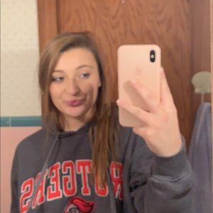 Meet your Posher, Nadia